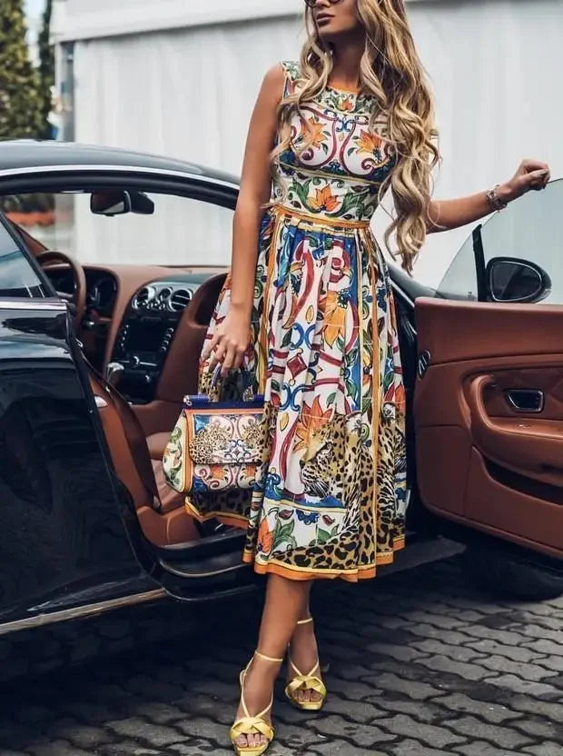 Retro Fashionable Floral Print Women's Dress Knee-Length Sleeveless round Neck Empire Waist Elegant Gown for Ladies
