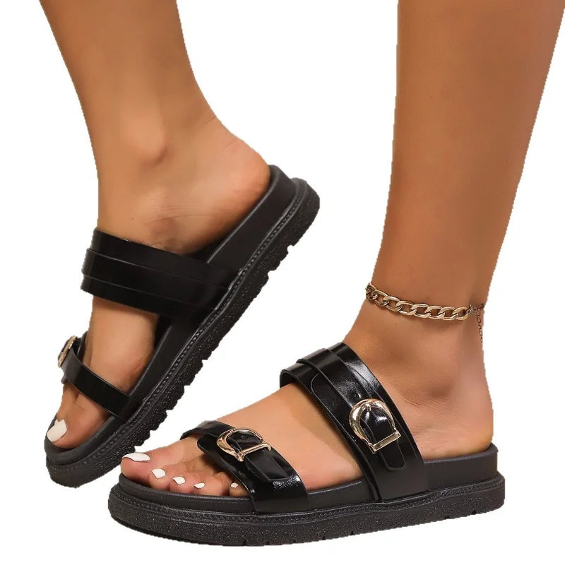 Women Fashion Flip Flops Summer Fashion Platform Metal Beach Slippers Female New Rivet Casual Outside Thick Sole Casual Sandals