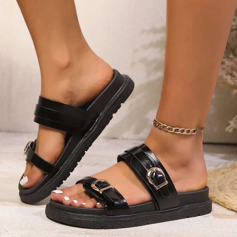 Women Fashion Flip Flops Summer Fashion Platform Metal Beach Slippers Female New Rivet Casual Outside Thick Sole Casual Sandals